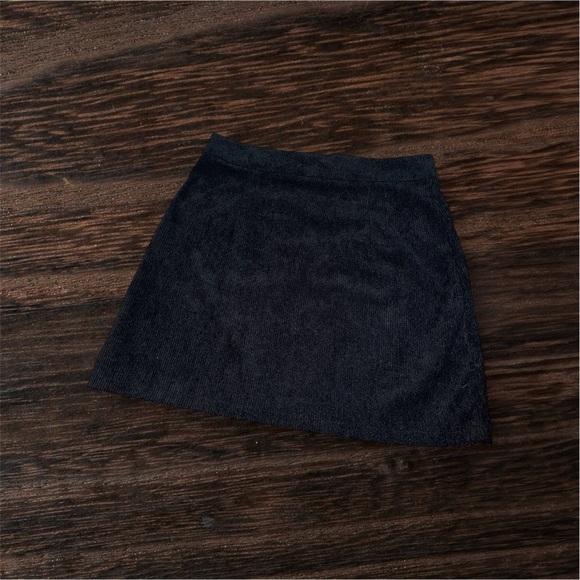 Black Mini A-Line Skirt with Edgy Zipper - Picture 2 of 2